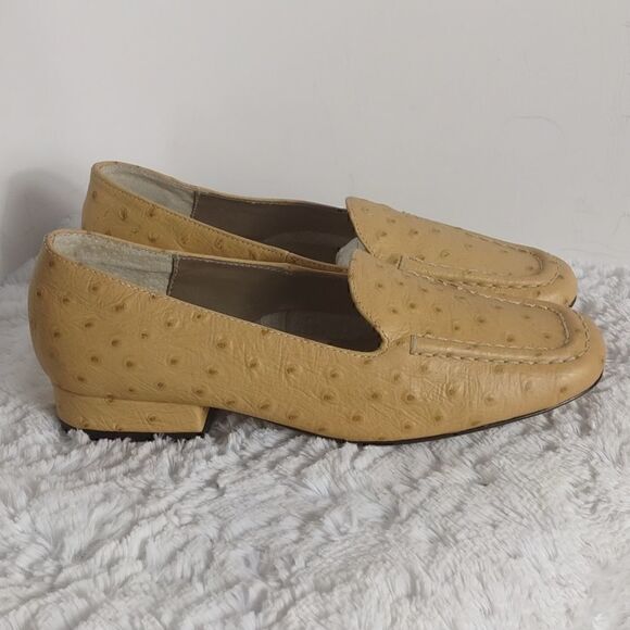 AJ Valenci Woman's Loafers   - Picture 7 of 7